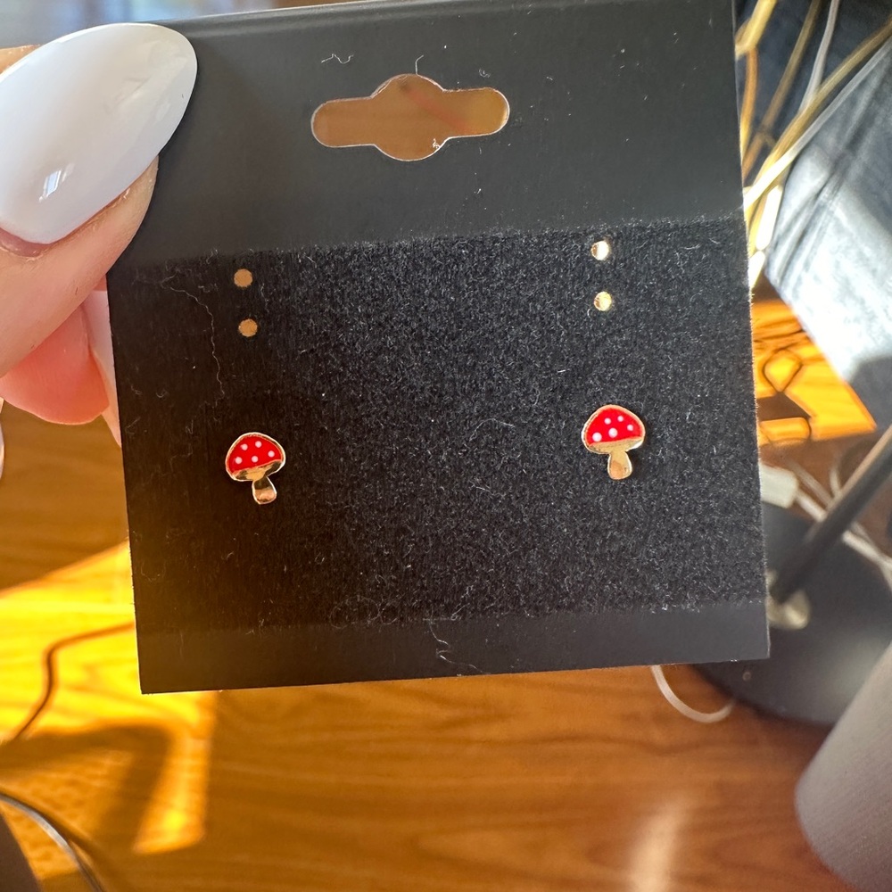 NEW solid 14k gold mushroom earrings